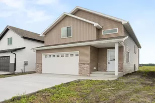 2623 38th Ave S, Moorhead, MN 56560 - Photo 1