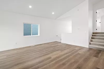 2623 38 Avenue S, Moorhead, MN 56560 - Photo 3