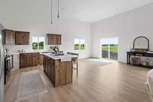 2611 38th Ave S, Moorhead, MN 56560 - Photo 17