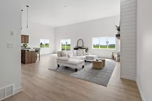 2611 38th Ave S, Moorhead, MN 56560 - Photo 3