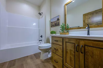 1332 Bradford Street SE, Hutchinson, MN 55350 - Photo 15