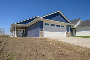 1332 Bradford St SE, Hutchinson, MN 55350 - Photo 1