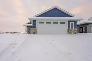 1332 Bradford St SE, Hutchinson, MN 55350 - Photo 17