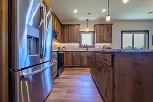1332 Bradford St SE, Hutchinson, MN 55350 - Photo 5