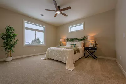 1308 Sherwood Street SE, Hutchinson, MN 55350 - Photo 9