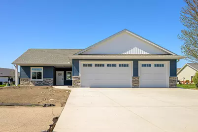 1308 Sherwood Street SE, Hutchinson, MN 55350 - Photo 19