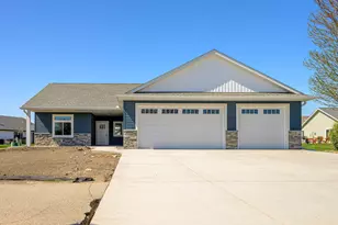1308 Sherwood St SE, Hutchinson, MN 55350 - Photo 19