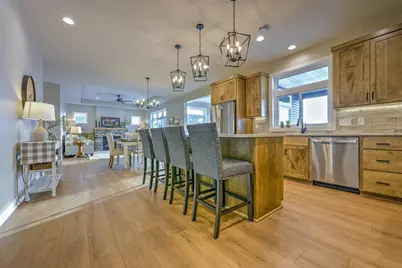 1308 Sherwood Street SE, Hutchinson, MN 55350 - Photo 9