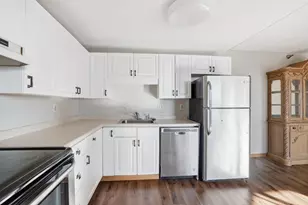 78 10th St E, Saint Paul, MN 55101 - Photo 5