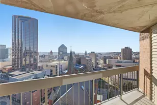 78 10th St E, Saint Paul, MN 55101 - Photo 1