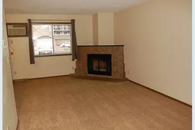 7600 157th Street W #105, Apple Valley, MN 55124 - Photo 3