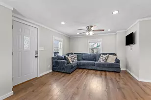 614 Elliott Ave N, Glencoe, MN 55336 - Photo 5