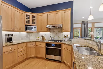 8117 Xerxes Circle, Bloomington, MN 55431 - Photo 7