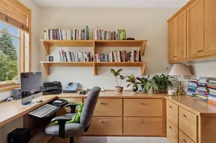 8117 Xerxes Cir, Bloomington, MN 55431 - Photo 27