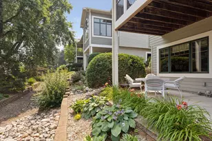 8117 Xerxes Cir, Bloomington, MN 55431 - Photo 33