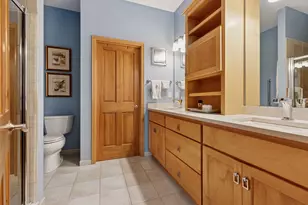 8117 Xerxes Cir, Bloomington, MN 55431 - Photo 23