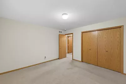 1606 17th Street SW, Austin, MN 55912 - Photo 17