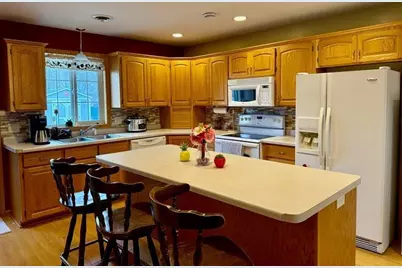 107 9th Street SE, Freeport, MN 56331 - Photo 3