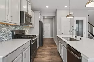 7265 Zircon Ct N, Maple Grove, MN 55311 - Photo 15