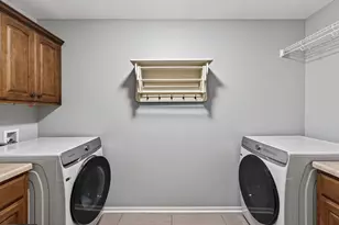 16895 Dynamic Dr, Lakeville, MN 55044 - Photo 27