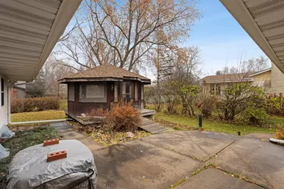 601 E 103rd Street, Bloomington, MN 55420 - Photo 33