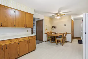 601 E 103rd St, Bloomington, MN 55420 - Photo 3