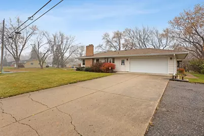601 E 103rd Street, Bloomington, MN 55420 - Photo 35