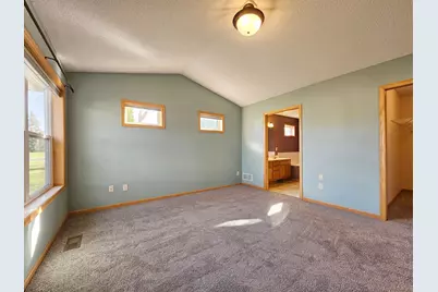 75 Crown Pointe Curve, Hudson, WI 54016 - Photo 11