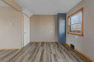 8016 51st Ave N, New Hope, MN 55428 - Photo 9