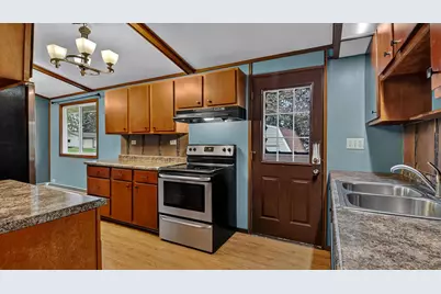 1210 14th Avenue, Baldwin, WI 54002 - Photo 5