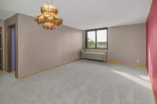 1181 Edgcumbe Rd, Saint Paul, MN 55105 - Photo 3