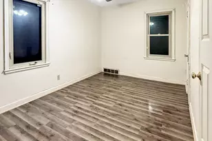 2003 Cottage Ave E, Saint Paul, MN 55119 - Photo 9