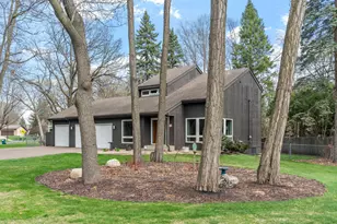 4830 Lakeview Dr, Shoreview, MN 55126 - Photo 31
