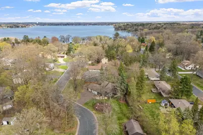 4830 Lakeview Drive, Shoreview, MN 55126 - Photo 35