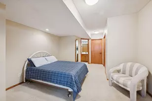 6415 Mere Dr, Eden Prairie, MN 55346 - Photo 31