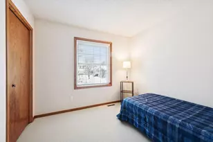 6415 Mere Dr, Eden Prairie, MN 55346 - Photo 23