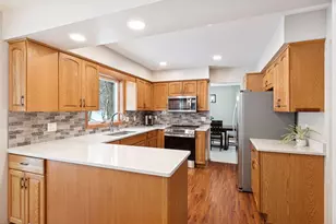 6415 Mere Dr, Eden Prairie, MN 55346 - Photo 5