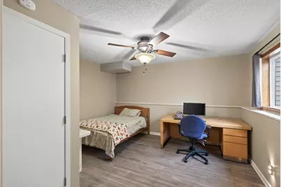 738 Manor Street, Vadnais Heights, MN 55127 - Photo 17