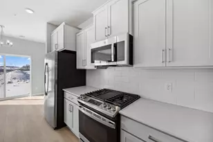 10328 Birchwood Cir, Victoria, MN 55318 - Photo 17