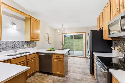 3635 Zinnia Lane N, Plymouth, MN 55441 - Photo 9