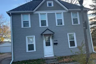 726 Randolph Ave, Saint Paul, MN 55102 - Photo 1