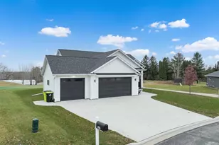 963 Golfview Ave, Zumbrota, MN 55992 - Photo 25