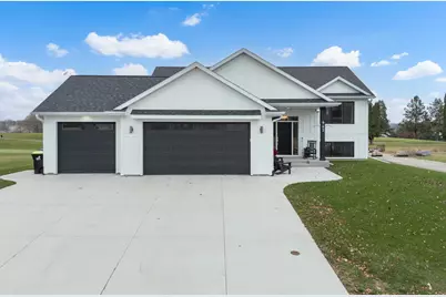 963 Golfview Avenue, Zumbrota, MN 55992 - Photo 3