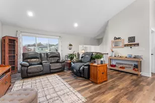 963 Golfview Ave, Zumbrota, MN 55992 - Photo 7