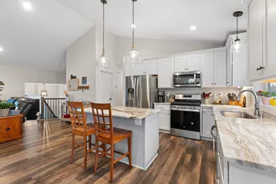 963 Golfview Avenue, Zumbrota, MN 55992 - Photo 5