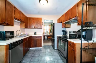 903 Marion St, Saint Paul, MN 55117 - Photo 5