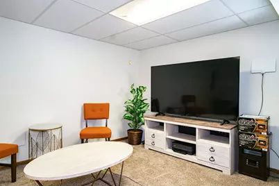 903 Marion Street, Saint Paul, MN 55117 - Photo 11