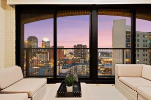 1201 Yale Pl, Minneapolis, MN 55403 - Photo 1