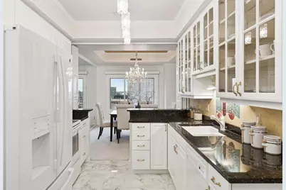 1201 Yale Place #1608, Minneapolis, MN 55403 - Photo 17