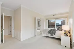 1201 Yale Pl, Minneapolis, MN 55403 - Photo 21